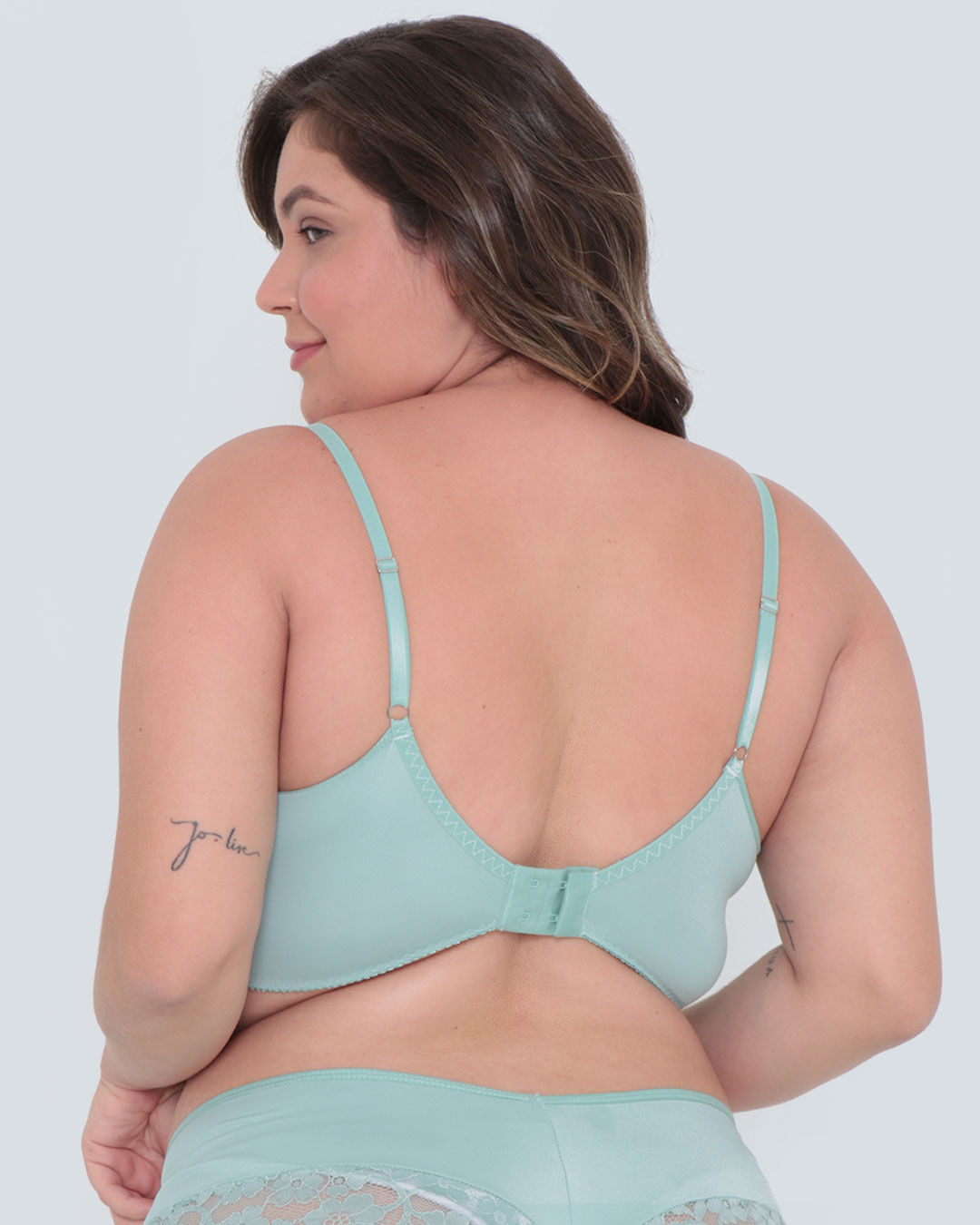 St-Tg-Bas-Along-Micr-Ren20205coord1---Verde-Claro