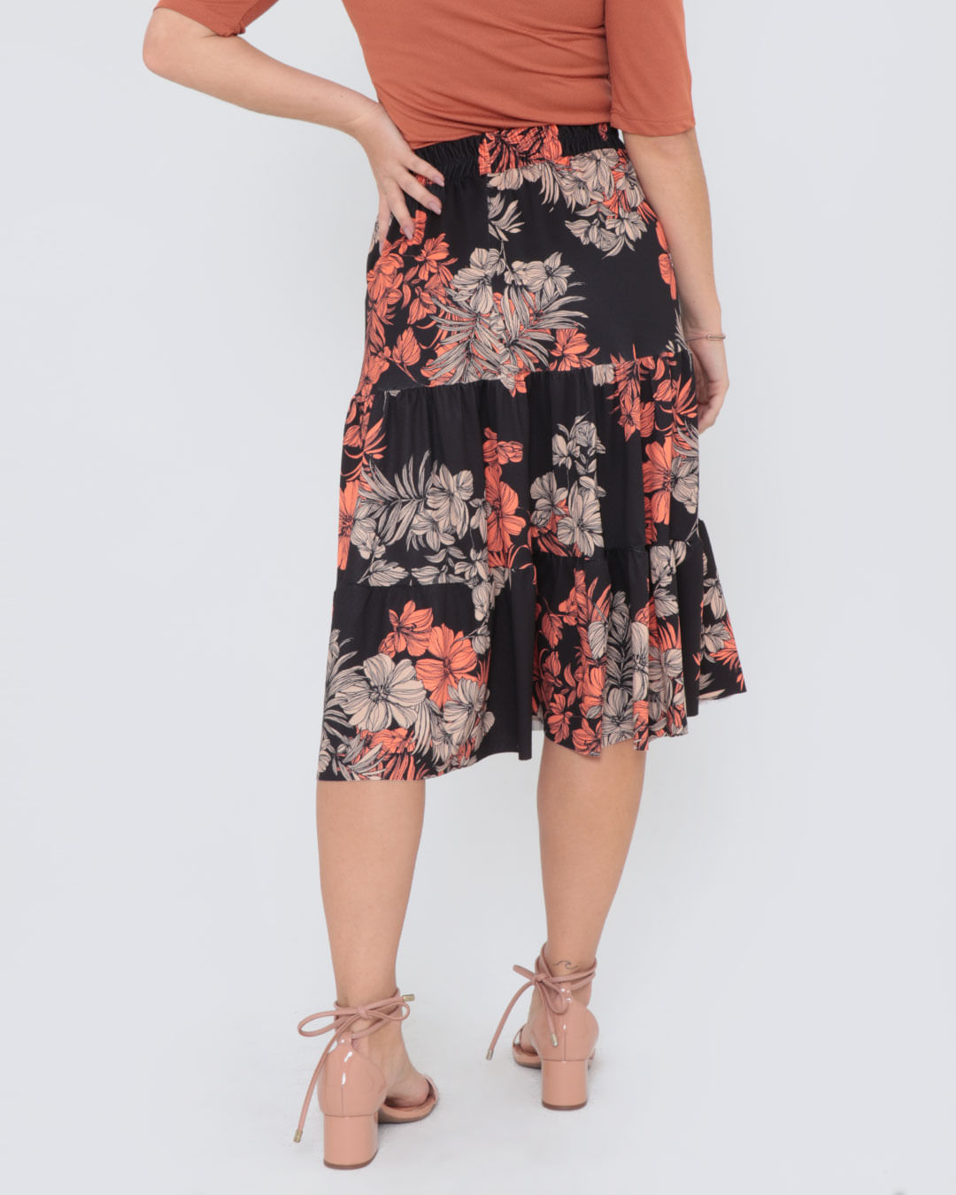 Saia-5564-C-Babados-Estampada---Preto-Floral