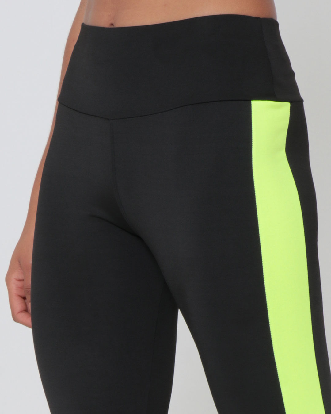 Legging-00107-Preta-Cfaixa---Amarelo-Neon