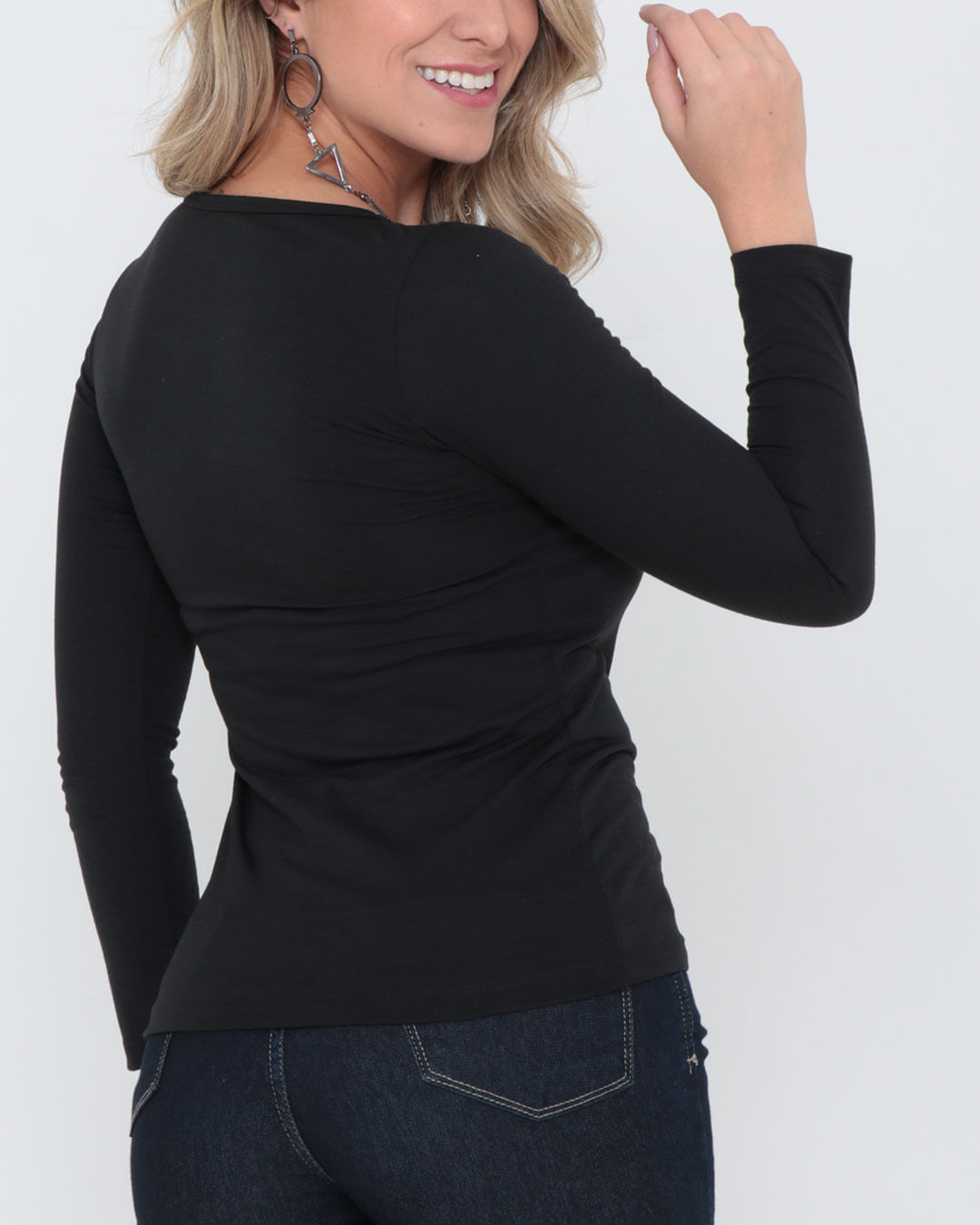 Blusa-Tra233a-Ml-Pret0-Redonda---Preto