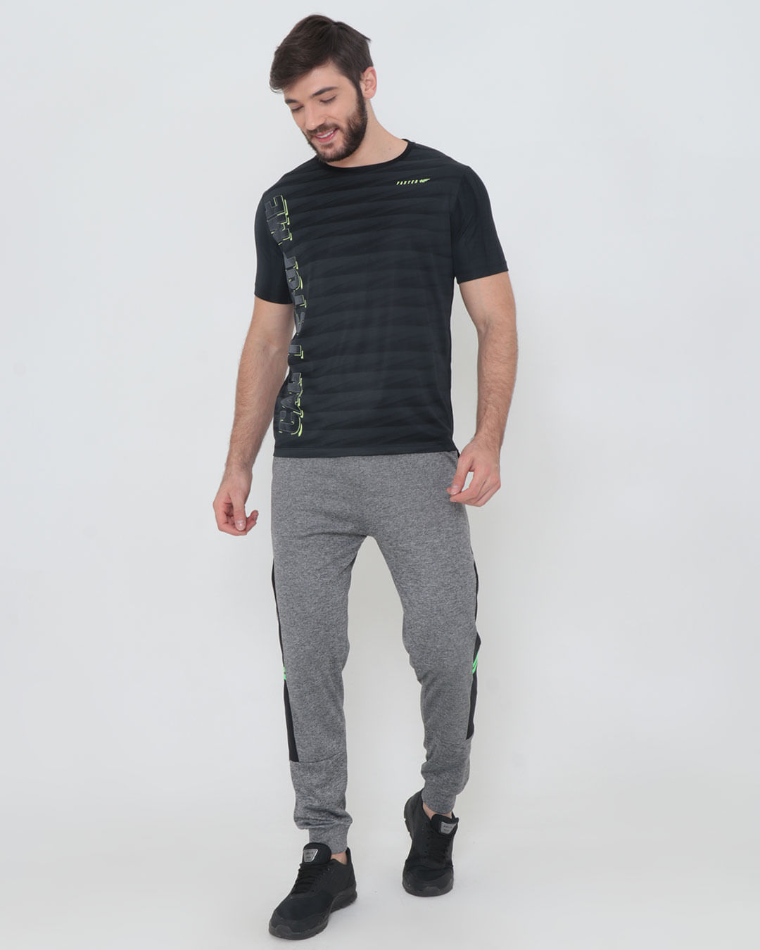 Camiseta-10140237-Estampada-Lat---Preto