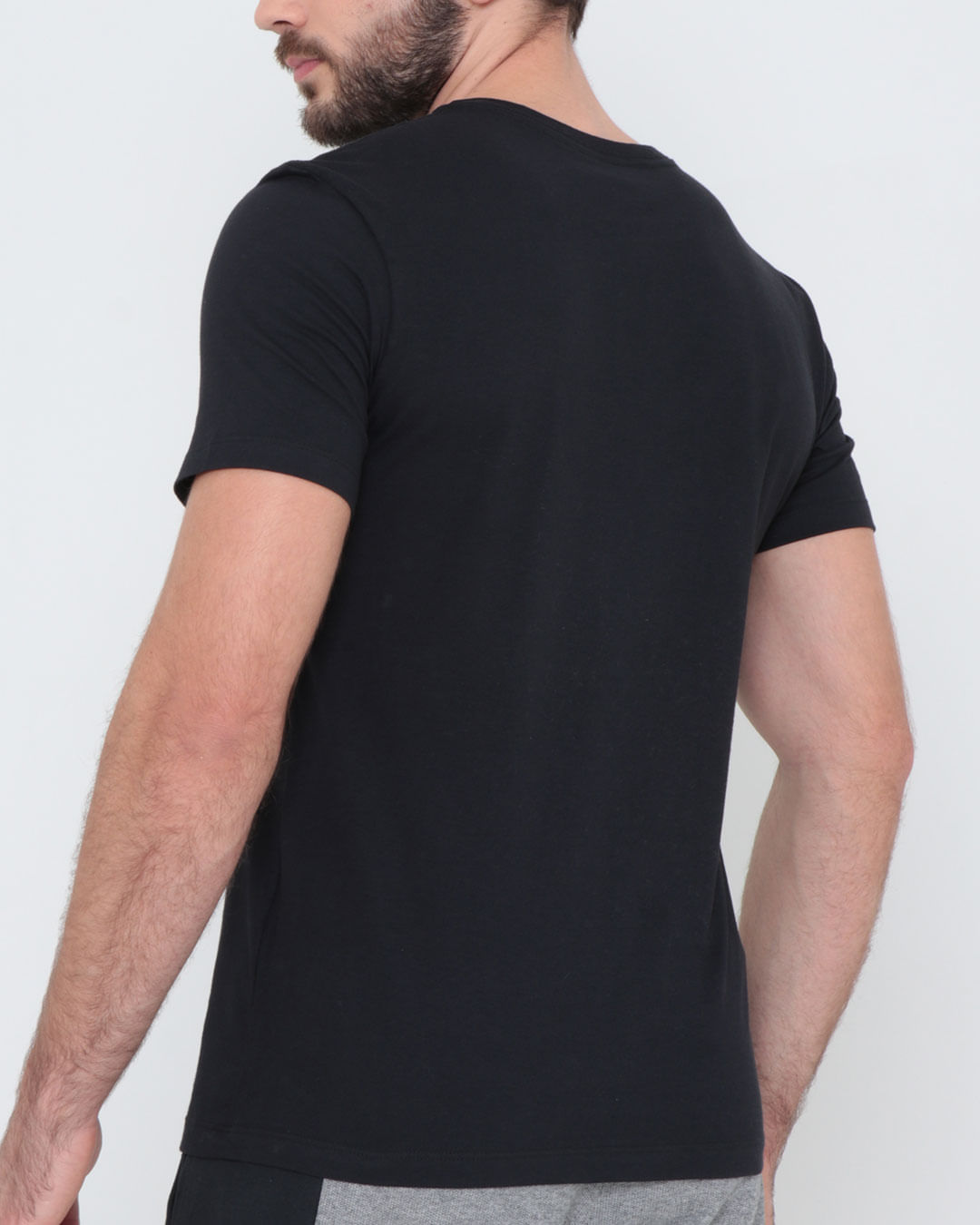 Camiseta-121061-Batman-80-Anos---Preto