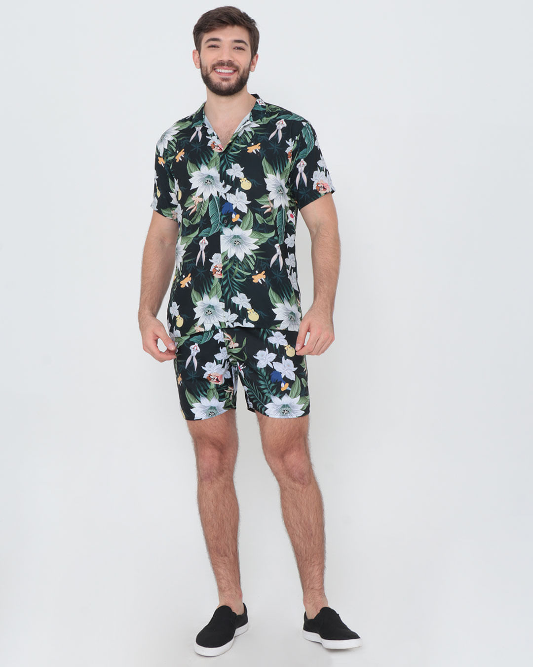 Camisa-Looney-Tunes-Tt11982-P-Ao-Gg---Preto-Floral