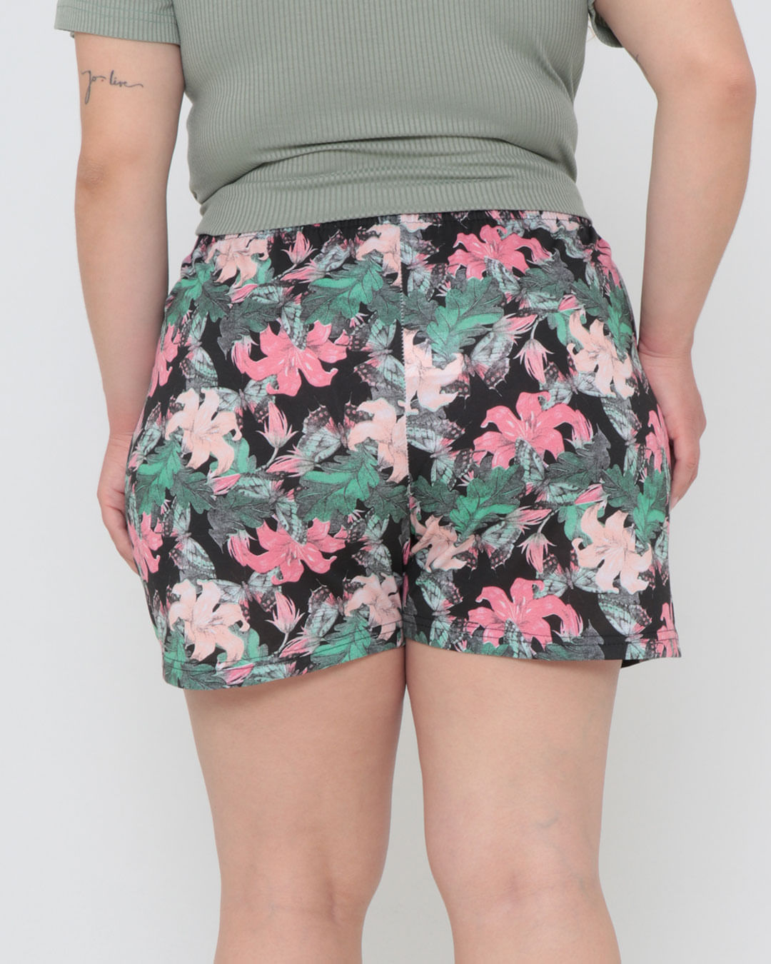 Shorts-19520-Estampado---Preto-Floral