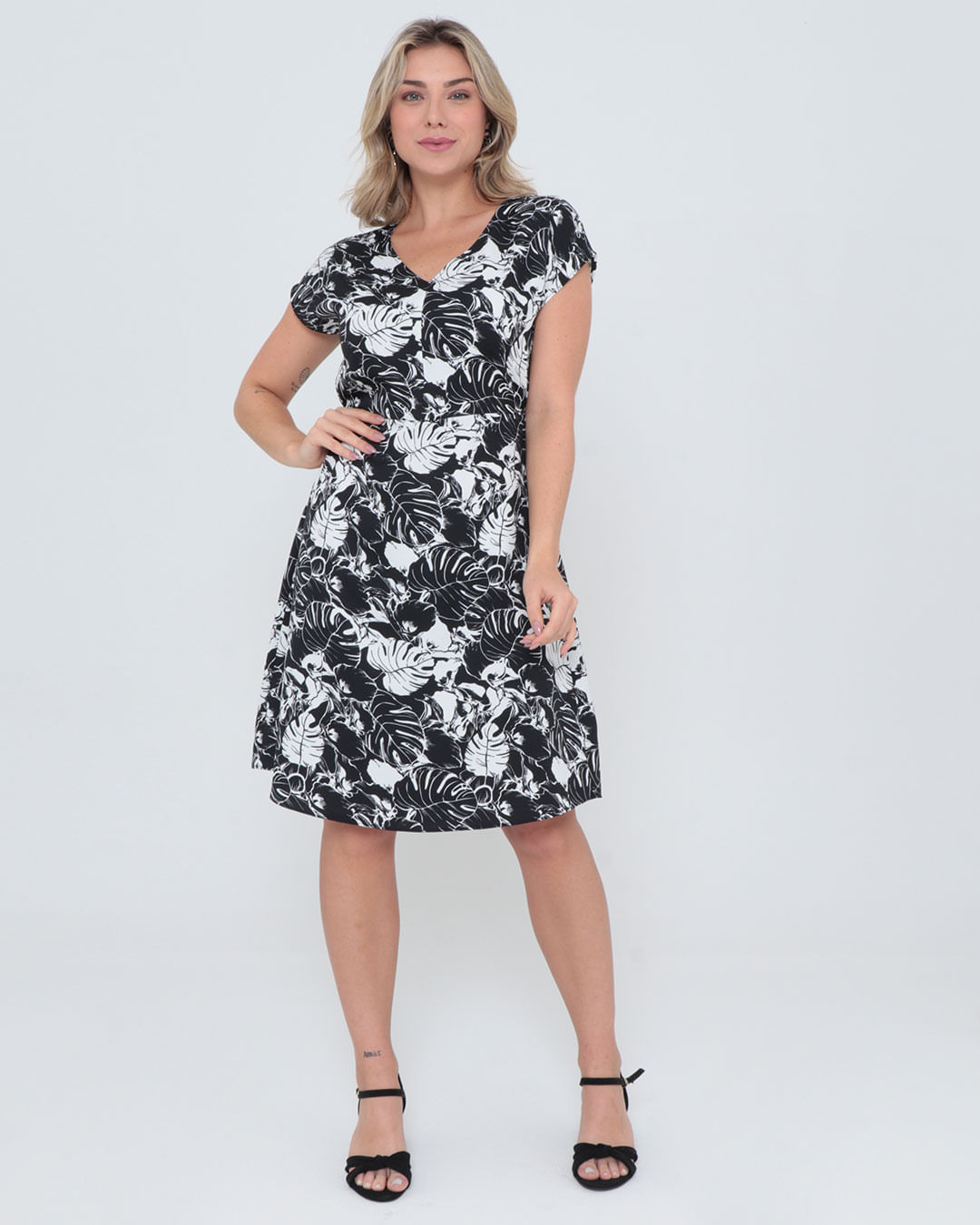 Vestido-9417-Estampado-Mc---Preto-Floral