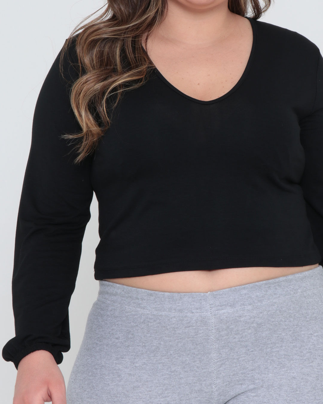 Cropped-1827-Manga-Longa---Preto