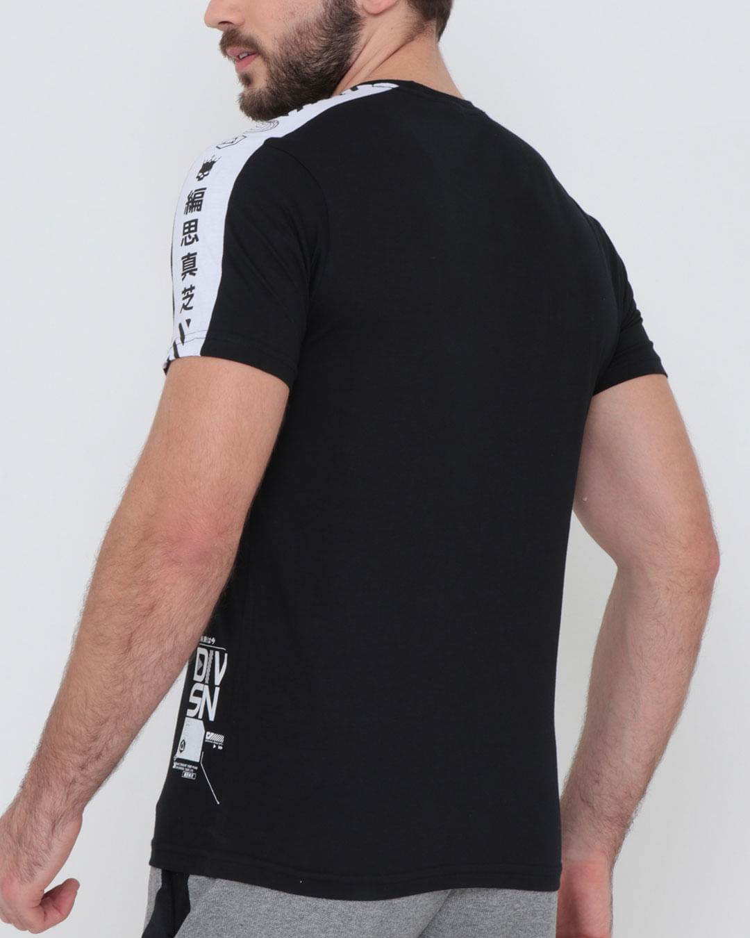 Camiseta-28818-Urbano---Preto