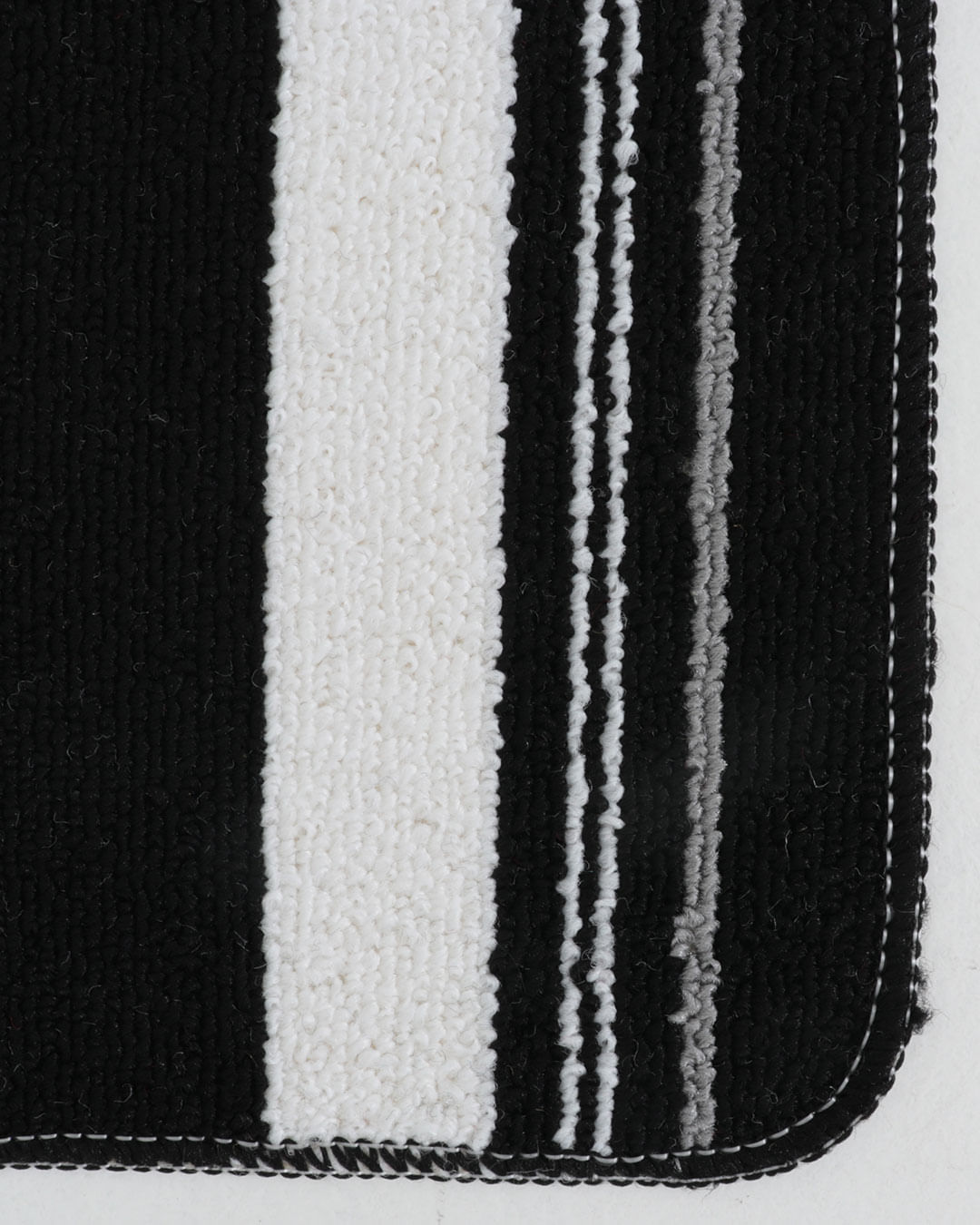 Tapete-040x060-Boucle---Preto-Outros