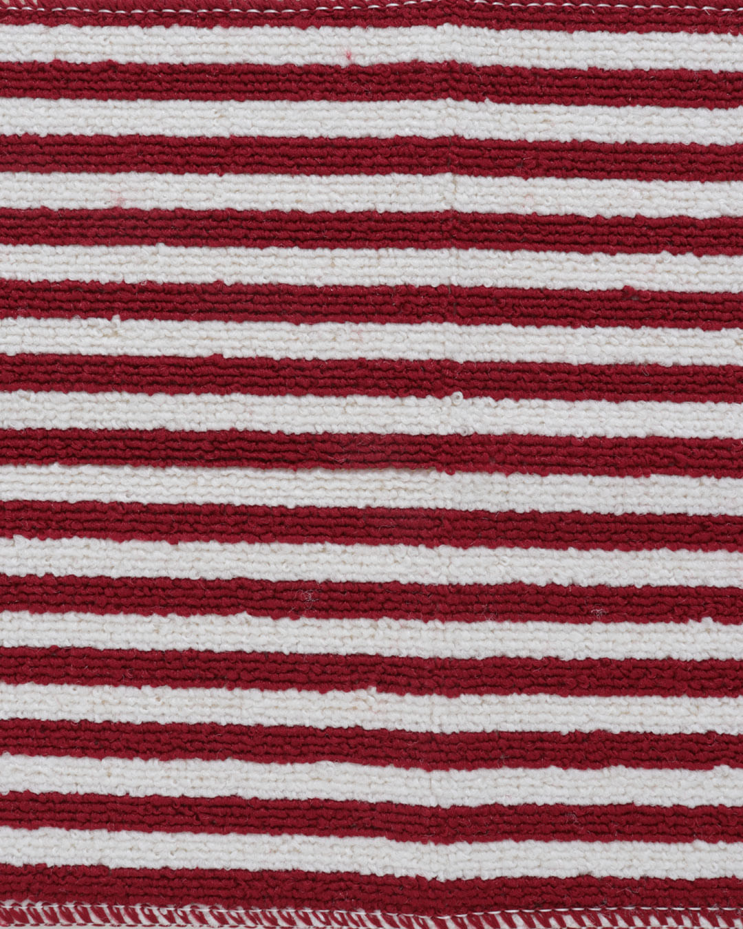 Tapete-040x060-Boucle---Vermelho-Listrado