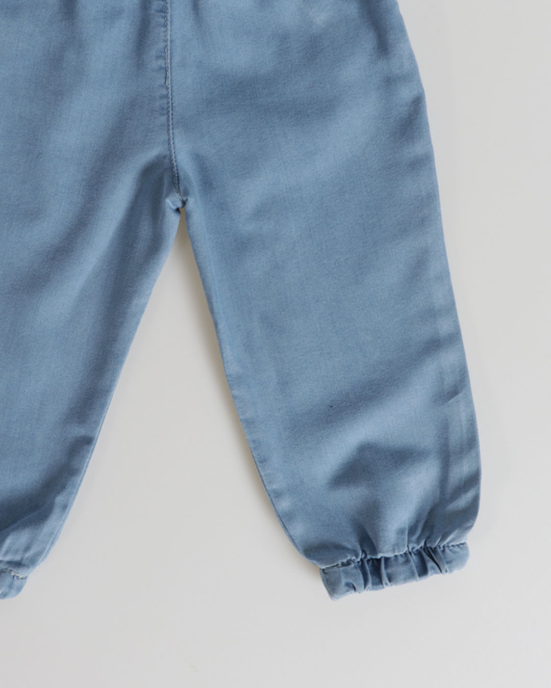 Calca-Jogger-Chambray1542-F-Pg-Lc---Blue-Jeans-Claro