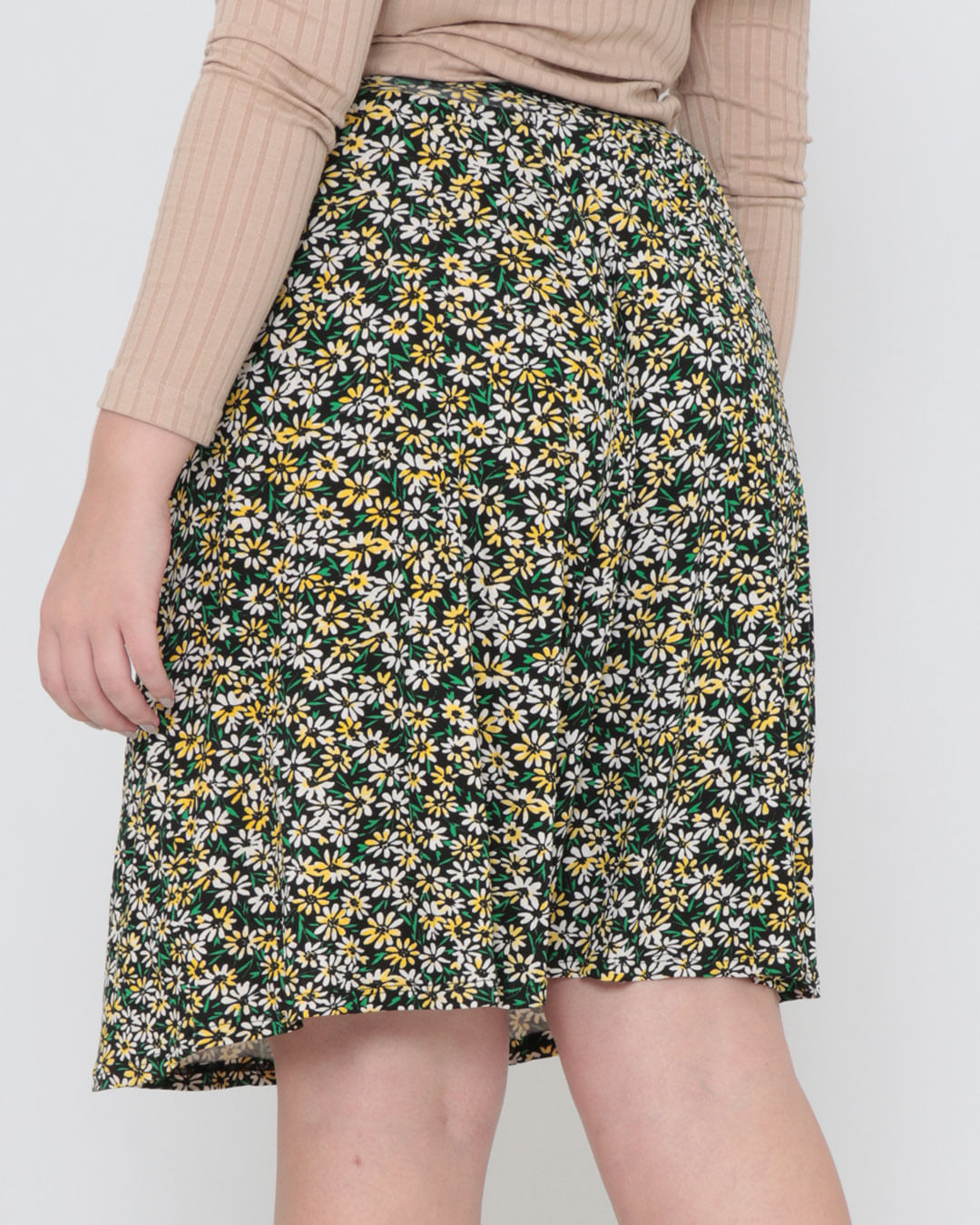 Saia-1838-Estampada---Preto-Floral