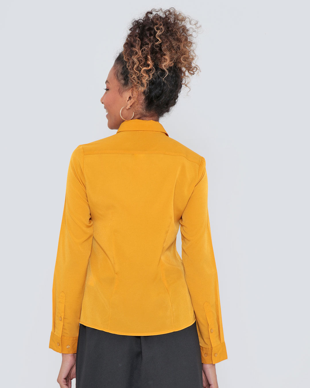 Camisa-214041-Crepe-Ml---Mostarda--Medio
