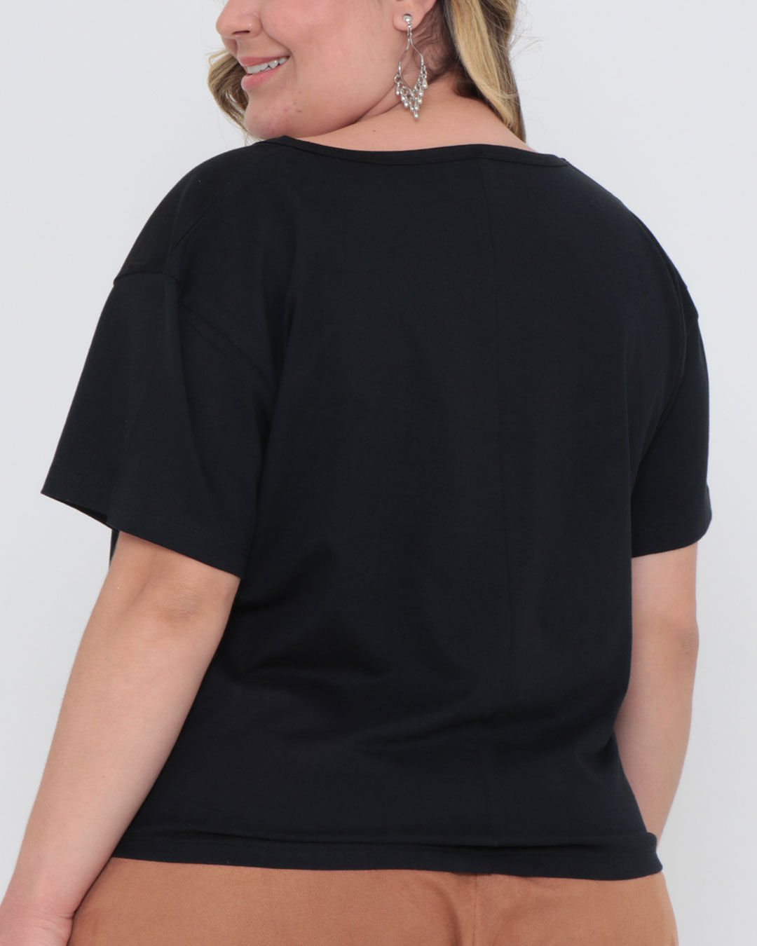 Tshirt-5385-Nozinho-Embrace---Preto