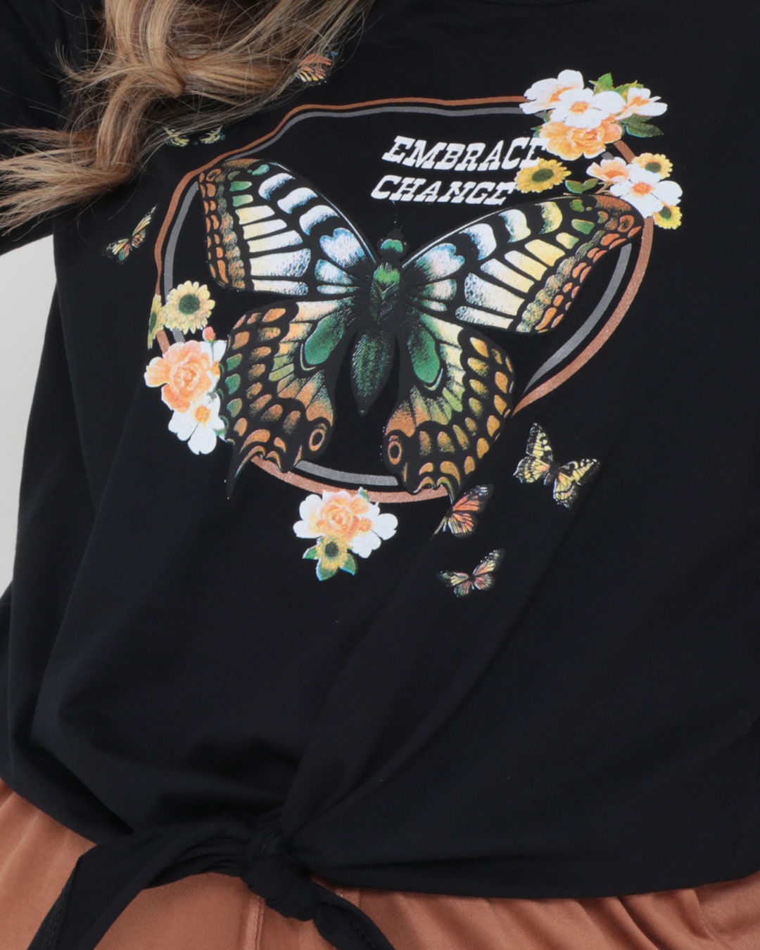Tshirt-5385-Nozinho-Embrace---Preto