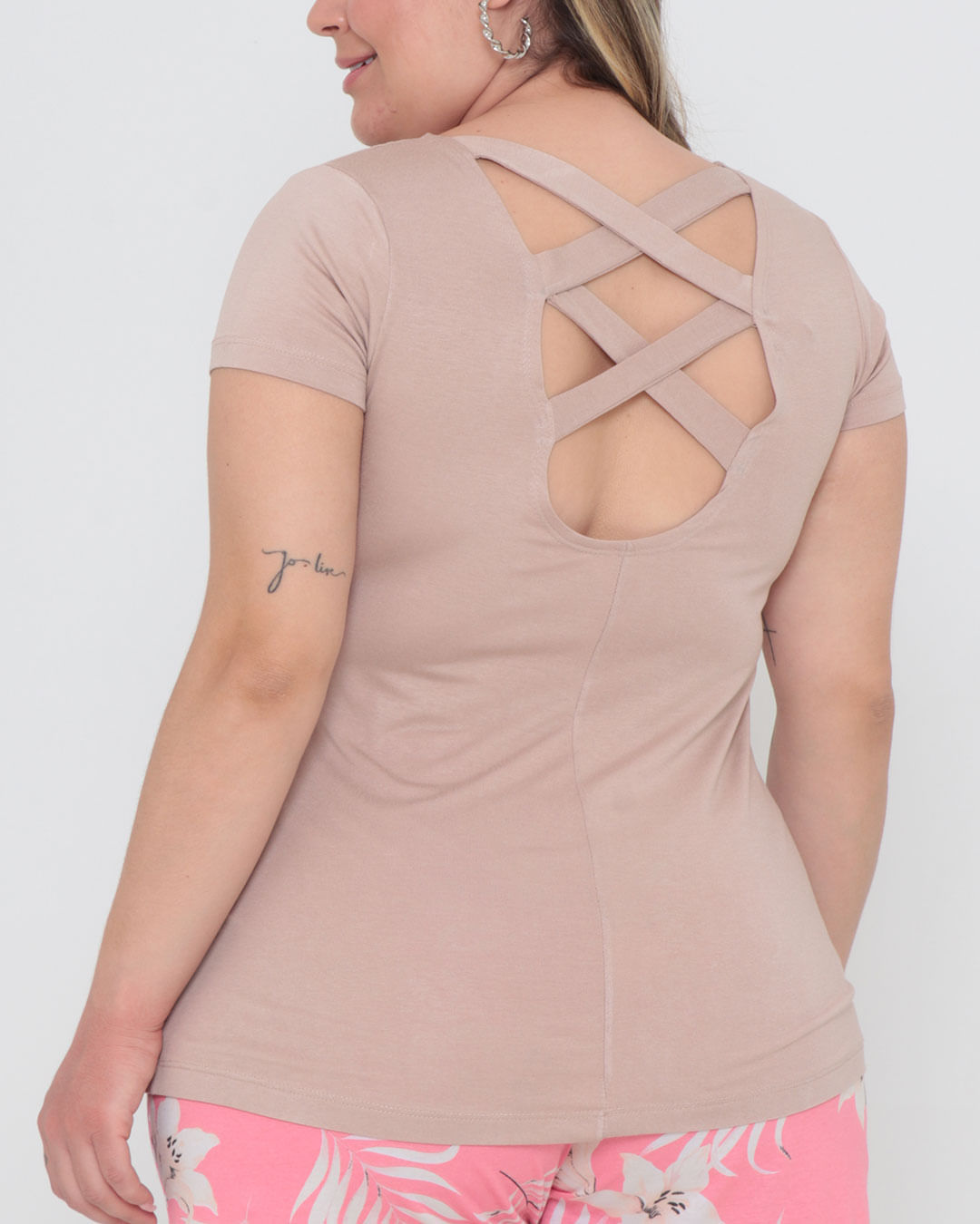 Blusa-1786-Recorte-Costas---Bege-Claro