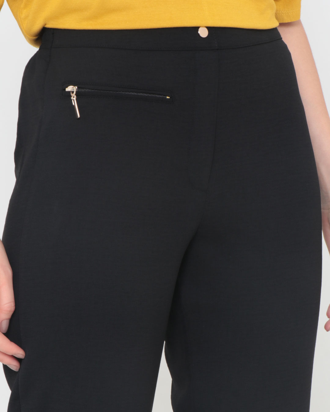 Calca-8006-2-C-Detalhe-Ziper---Preto