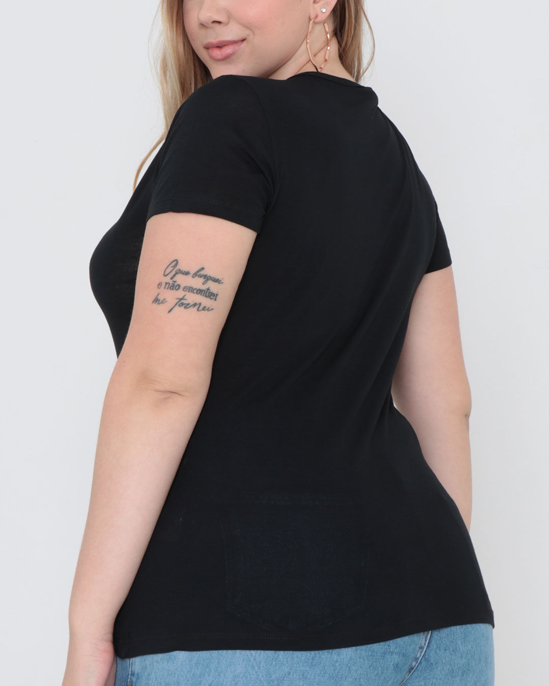 Blusa-402008-Estampa-Frontal-Flores---Preto
