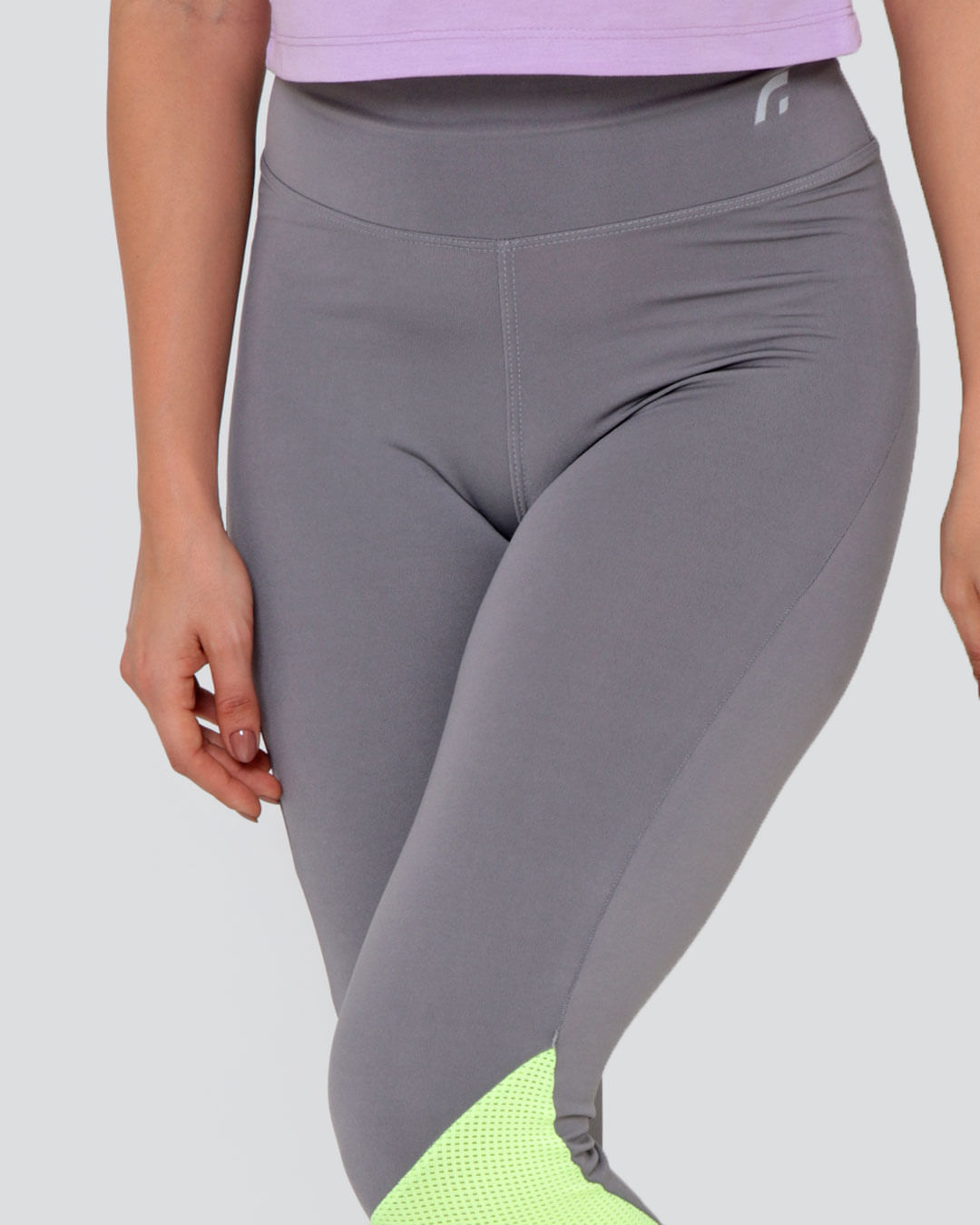 Legging-10189-2-Recortes-E-Tela---Cinza-Medio