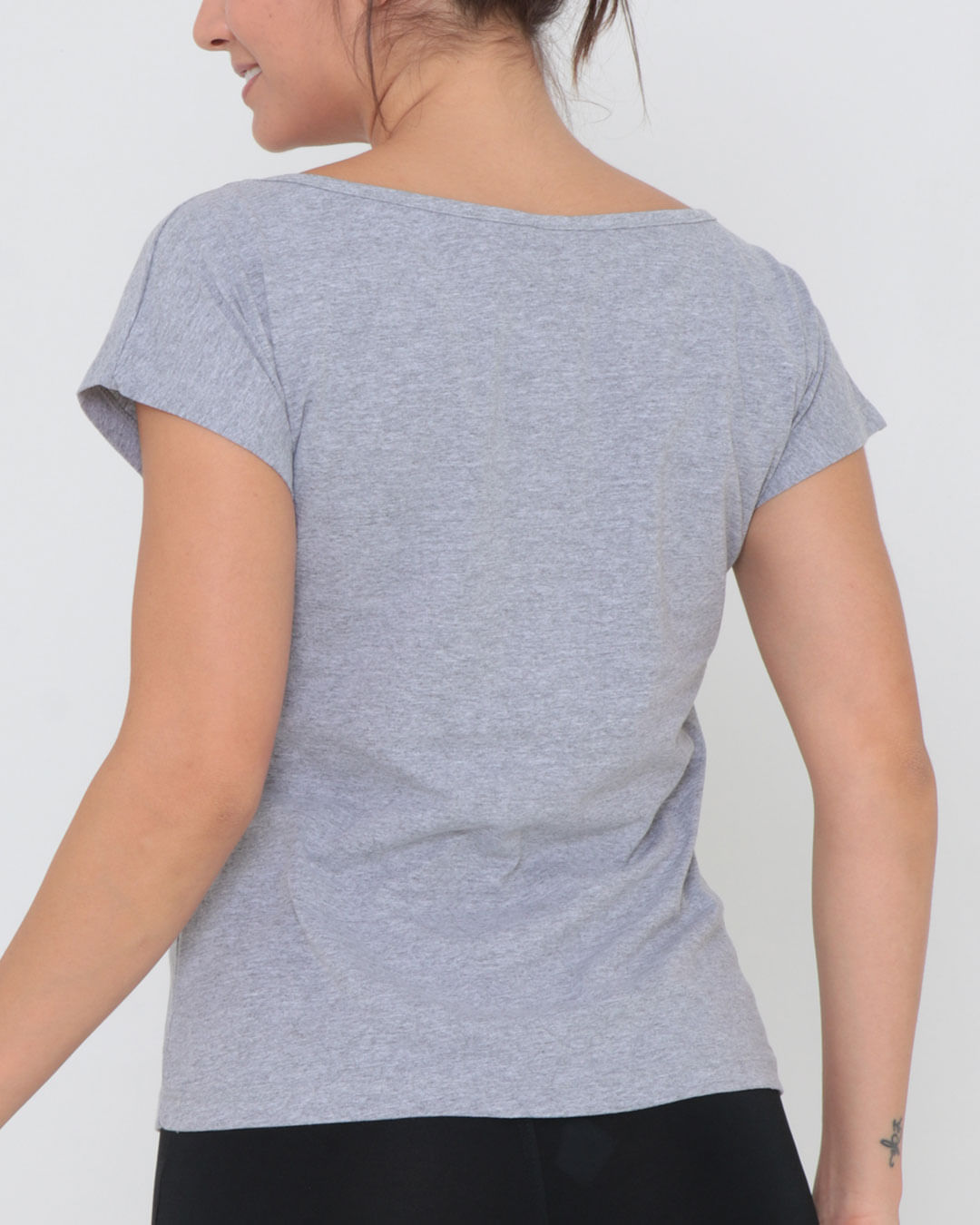 Blusa-Mc-Japonesa-Ombro-Caido---Cinza-Claro