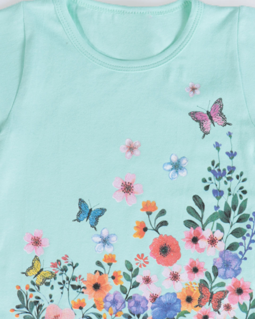 Blusa-Mc-1645-Borboletas-F13---Verde-Claro