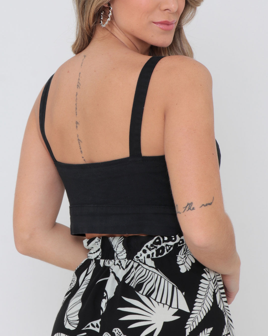 Top-31626-Sarja-Botoesfem---Preto