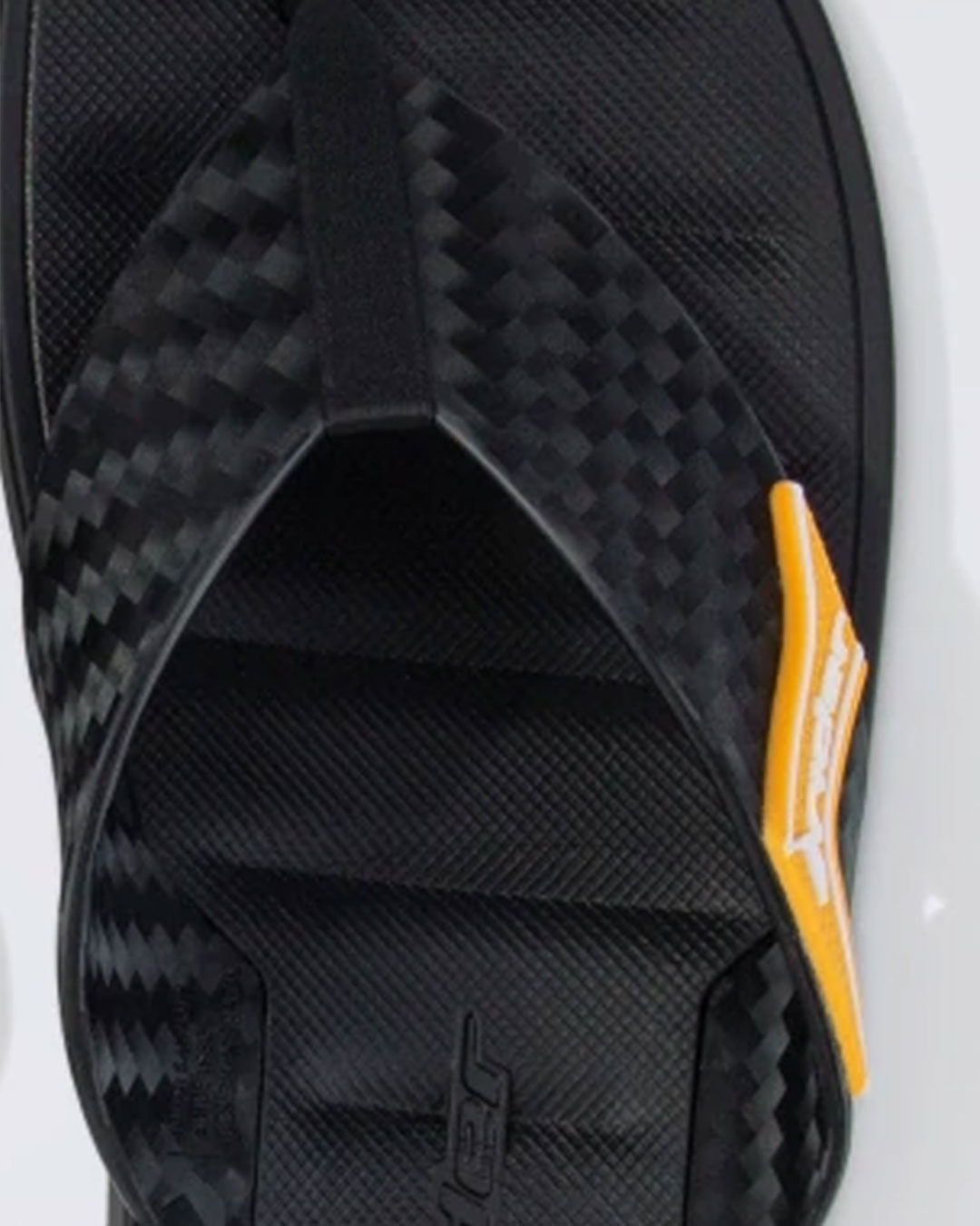 Chi-Mas-11799-20566-Preto-Spirit---Preto