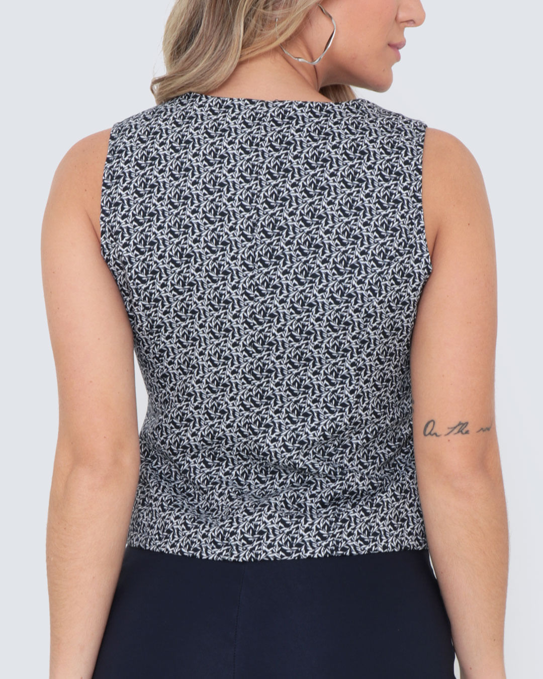 Regata-9420-C-Botoes---Marinho-Floral