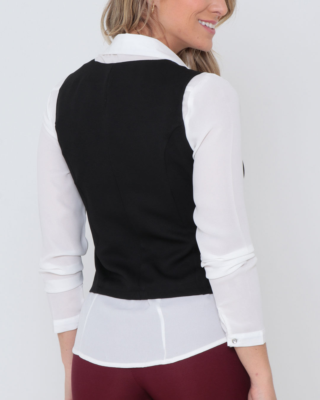 Regata-9420-C-Botoes---Preto