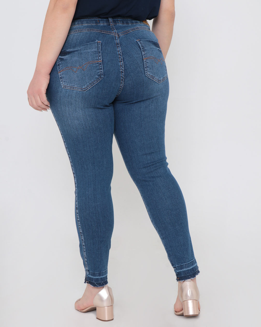 Calca-27219-Jns-Barra-Fio-Tg---Blue-Jeans-Medio
