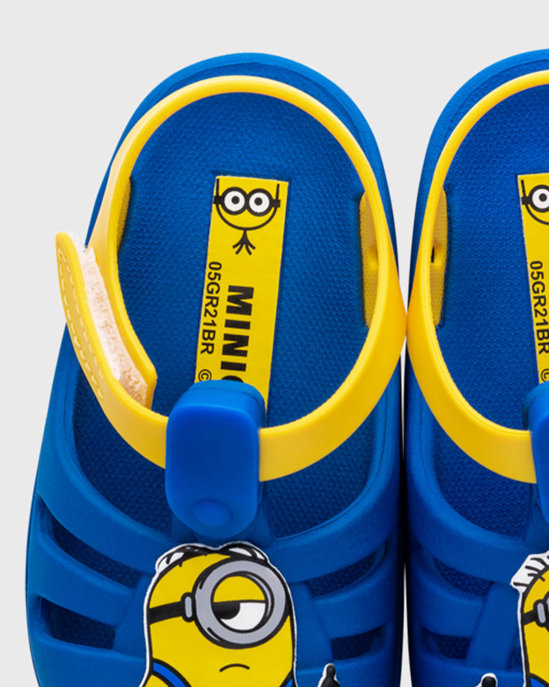 Babuch-Bbo-22571-20688-Azul-Minions---Azul-Medio