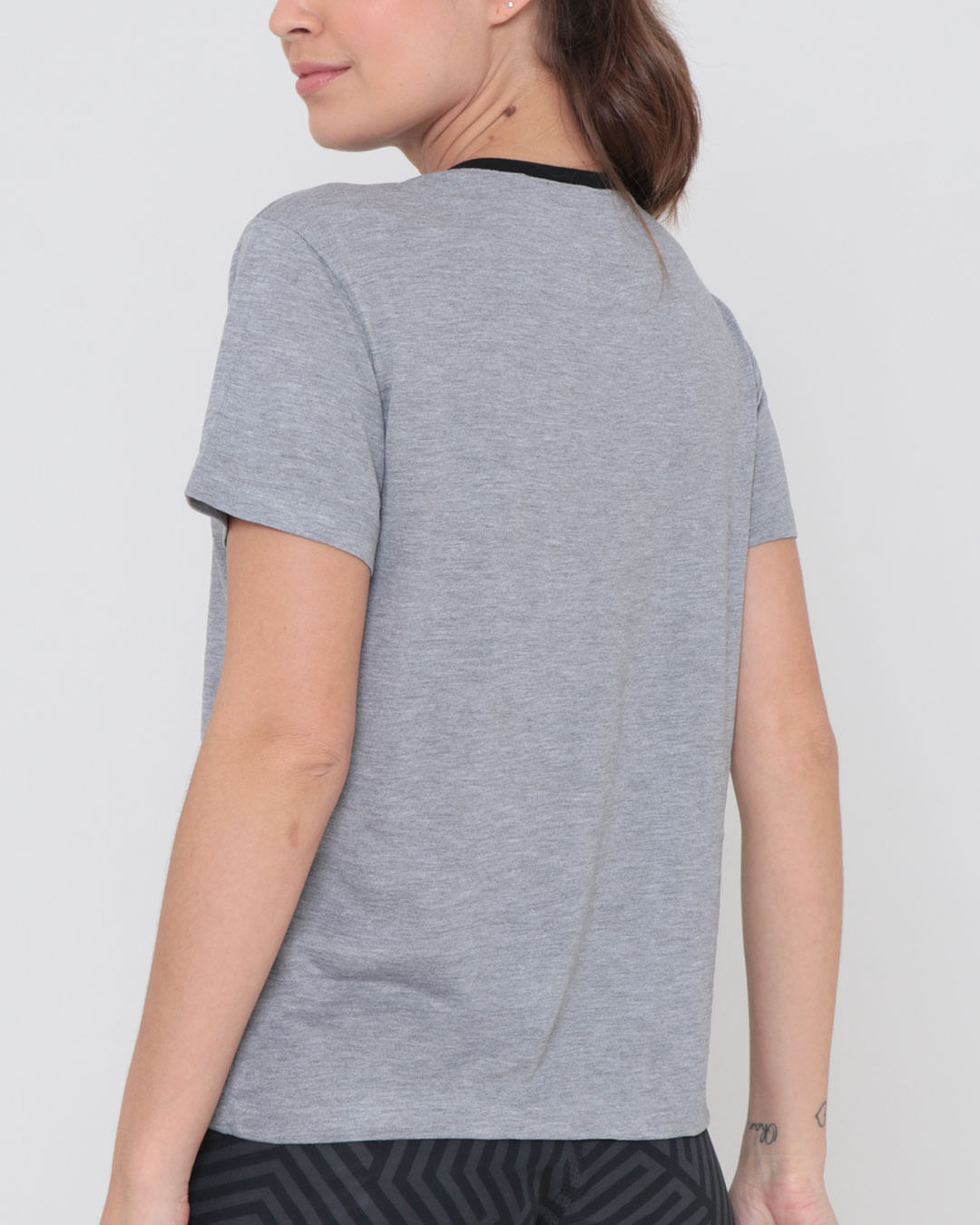 Blusa-Mc-Gola-Contrastante---Cinza-Claro