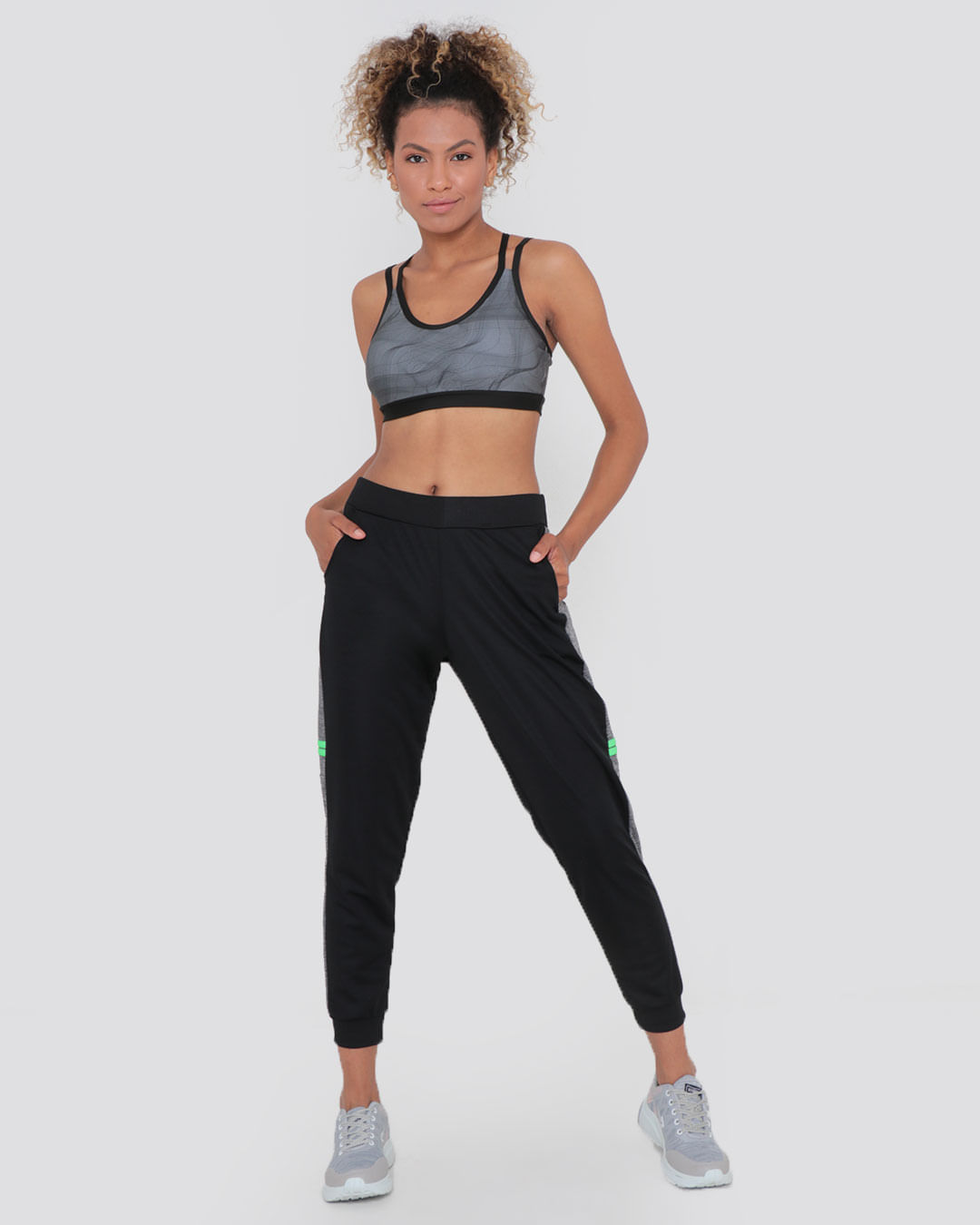 Calca-Fem-320201-Helanca-Jogger---Preto