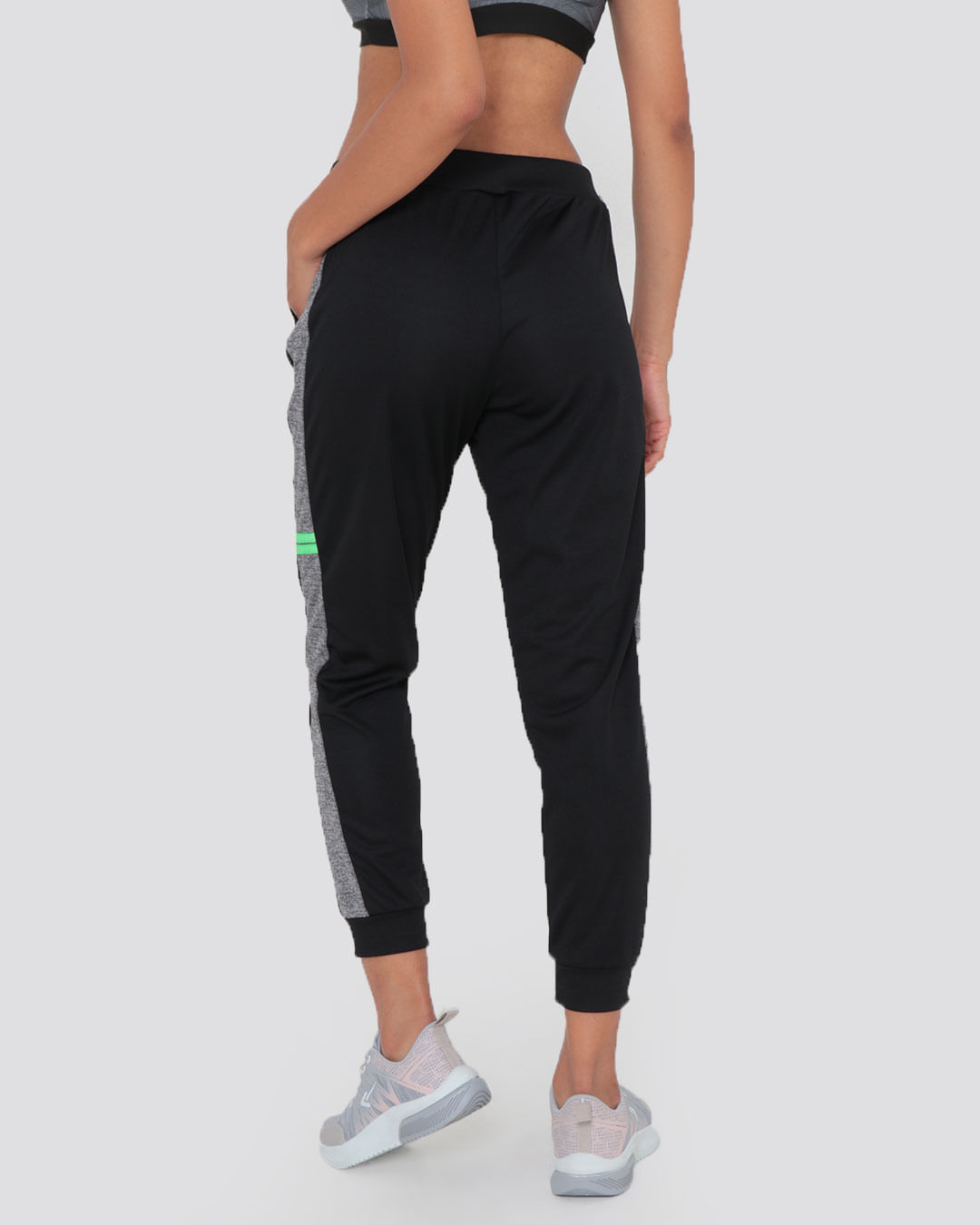Calca-Fem-320201-Helanca-Jogger---Preto