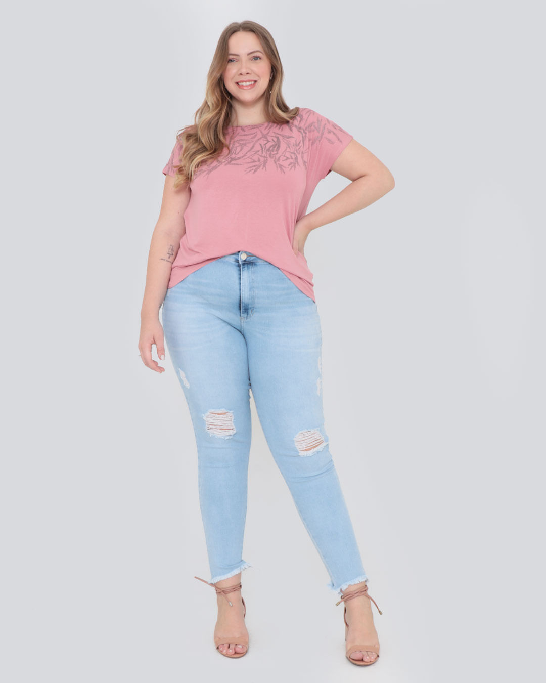 Calca-3909-Jns-Barra-Desf-Tg---Blue-Jeans-Claro