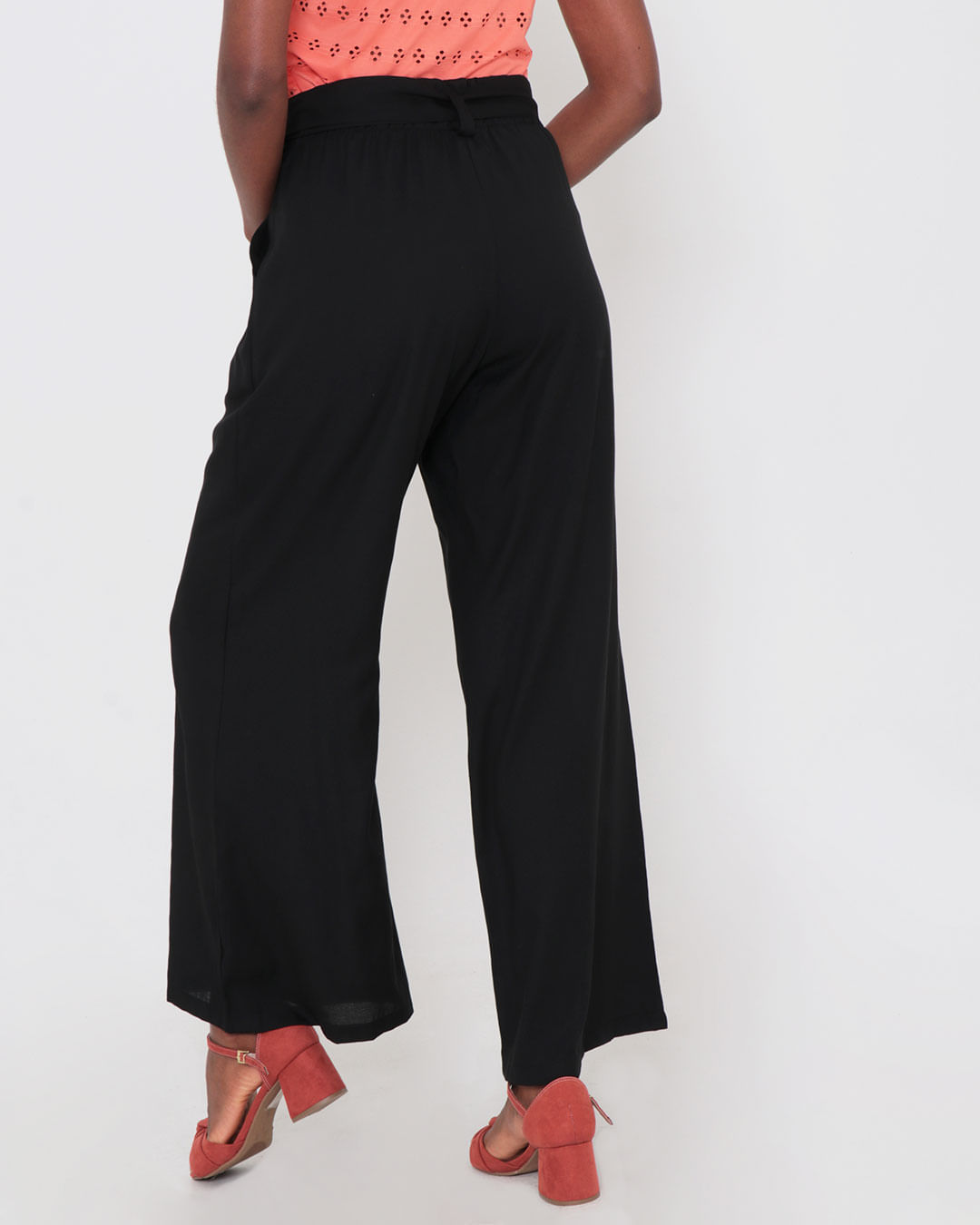 Calca-2022392-Pantalona---Preto