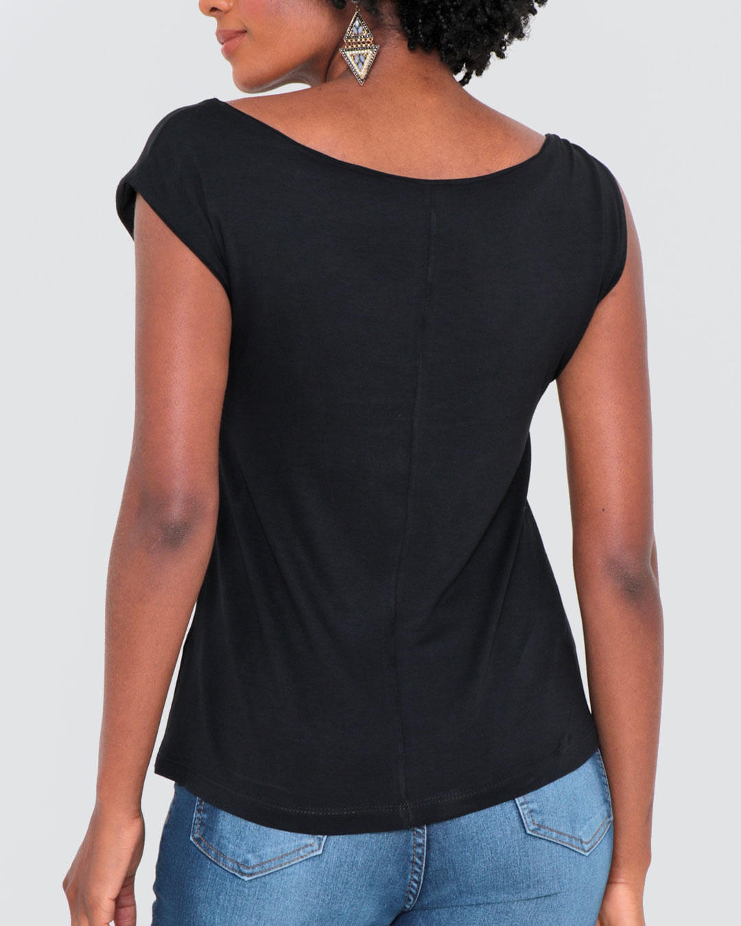 Blusa-2022523-C-No-Na-Alca---Preto
