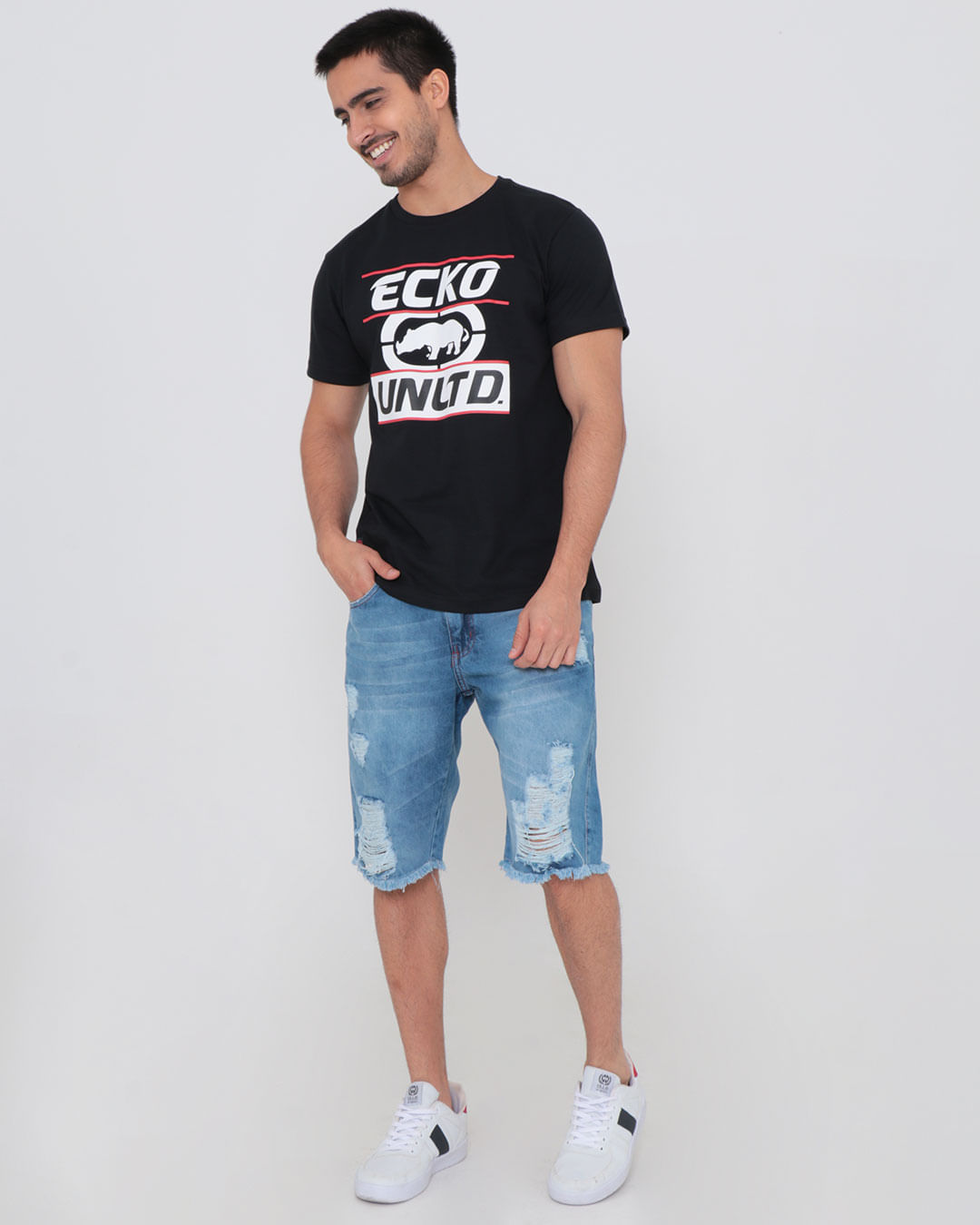 Camiseta-U143a-Mc-Ecko---Preto