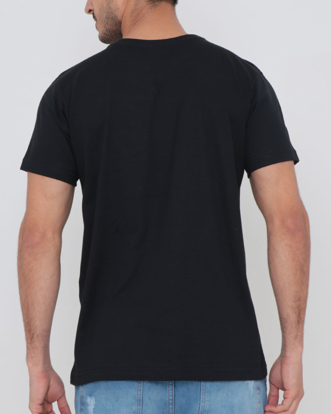 Camiseta-U143a-Mc-Ecko---Preto