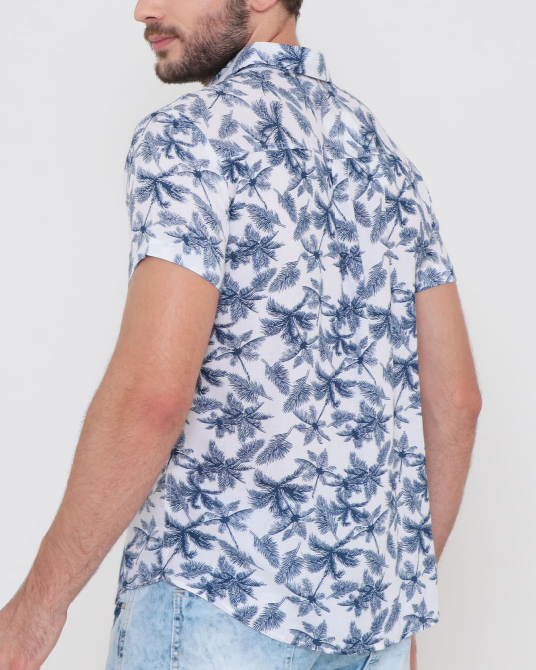 Camisa-Viscose-214134-Estampada-02-Pxgg---Branco-Floral