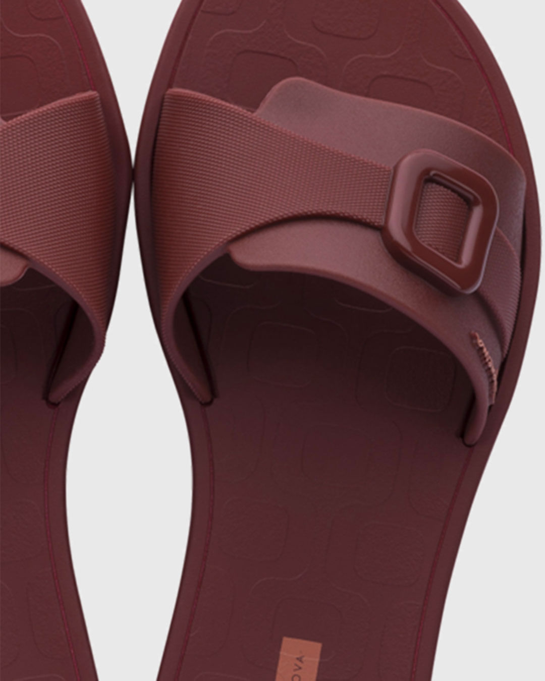 Chi-Fem-26654-20868-Bordo-Clip---Vinho