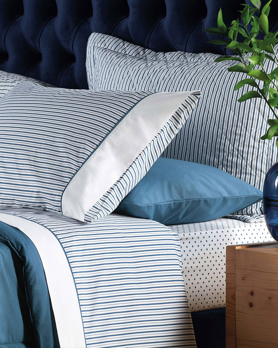 Jg-Cama-Queen-Essencial-Azul---4-Pc---Branco-Listrado