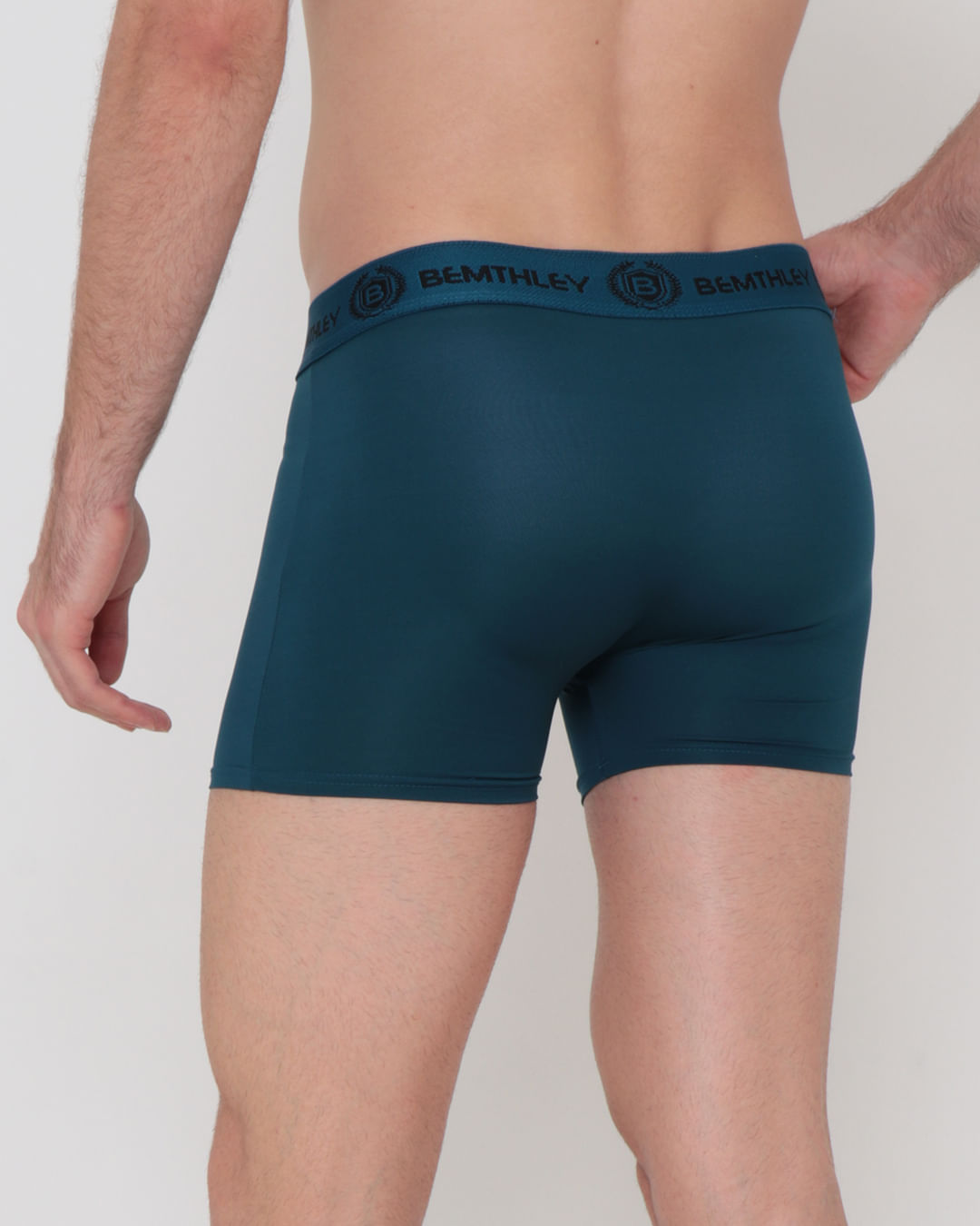 Cueca-Ref-1424-Boxer-Micro-Lisa---Verde-Escuro