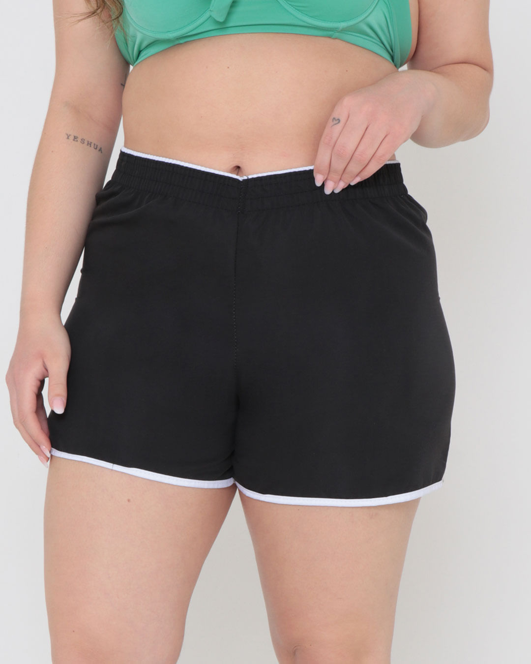 Short Praia Plus Size Liso Preto | Lojas Torra