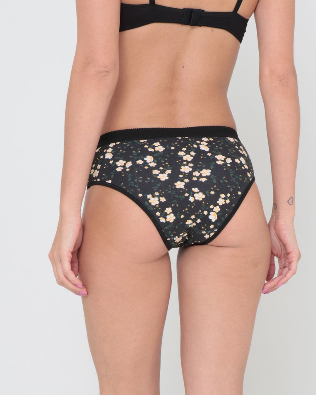 Calcola-Cotton---Preto-Floral