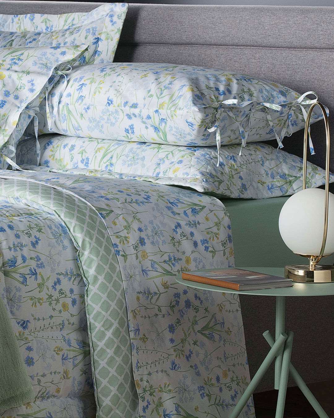 Jg-Cama-King-Size-Ritz---4-Pc---Branco-Floral