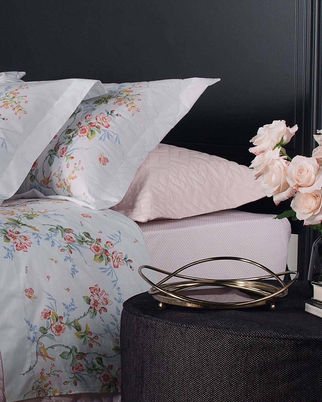 Jg-Cama-Queen-Yves---4-Pc---Branco-Floral