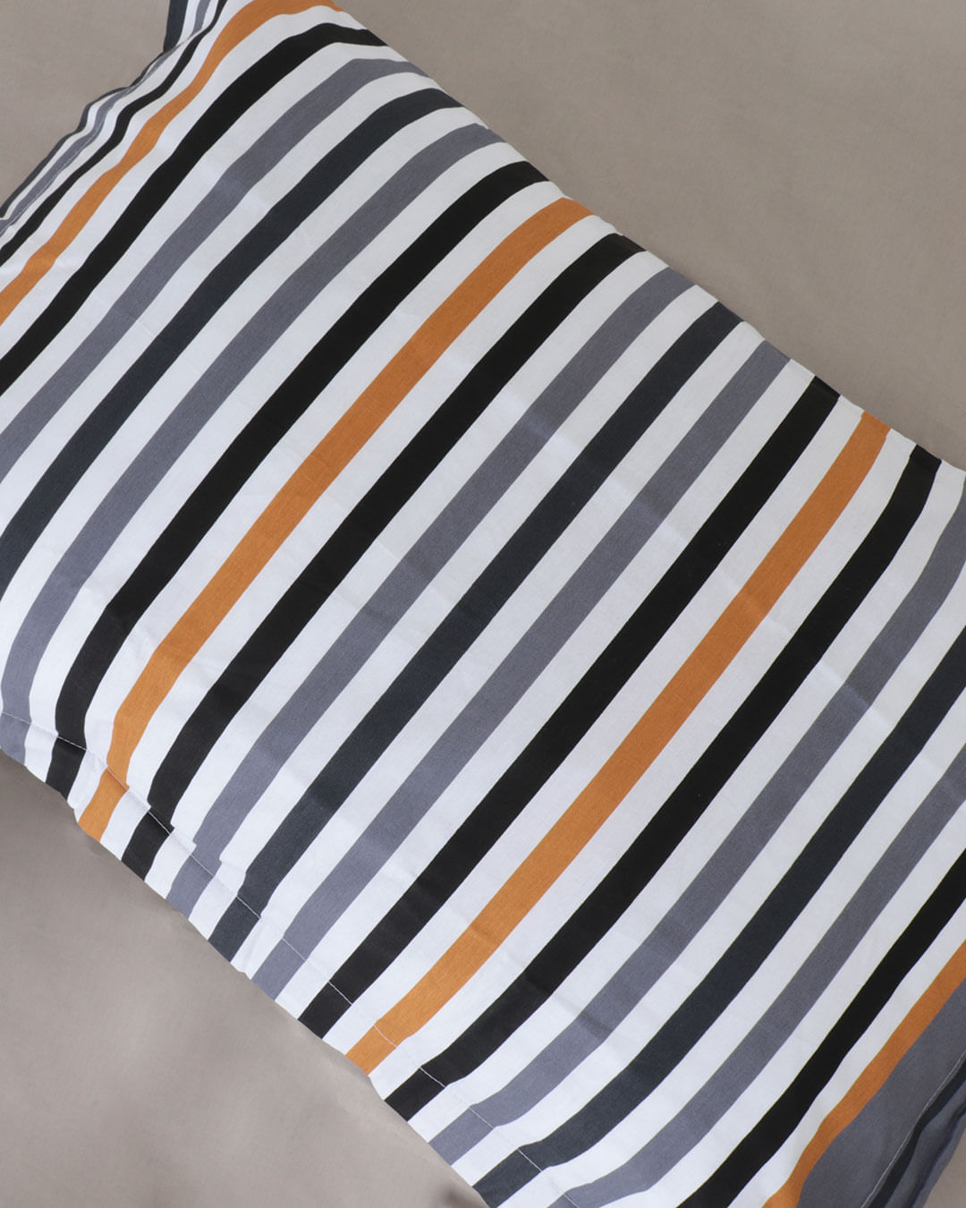 Jg-Cama-Queen-Metropolitan---4-Pc---Cinza-Listrado
