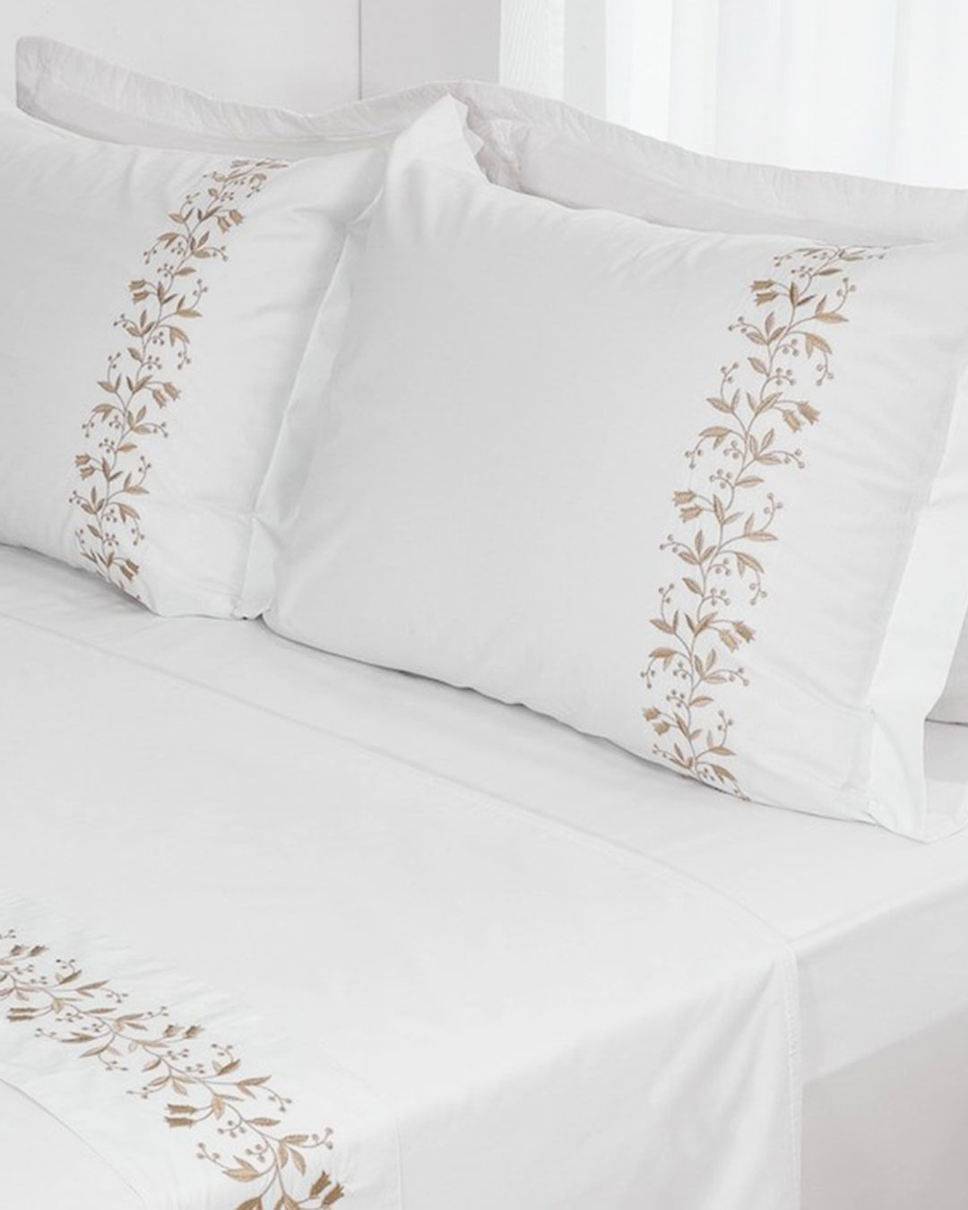 Jg-Cama-Casal-Giulia-Branco-C-Bordado-K---Branco