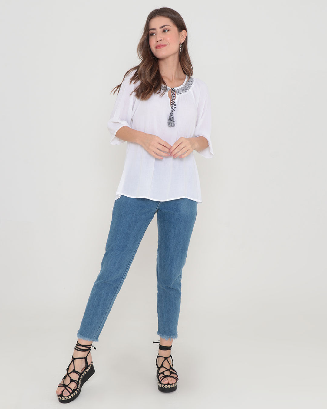 Bata-Tassel-E-Bordado-B23---Branco