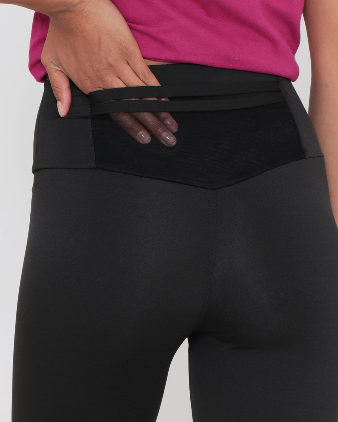 Legging-2021015-Bolso-Tule---Preto